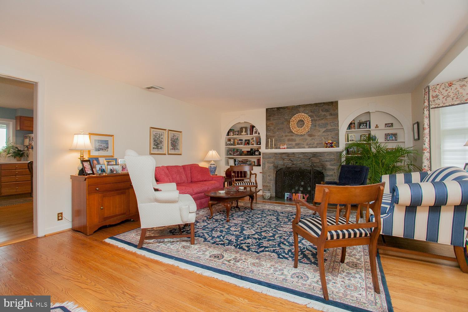 1436 Huntingdon Road Abington, PA 19001 - Photo 6 of 20