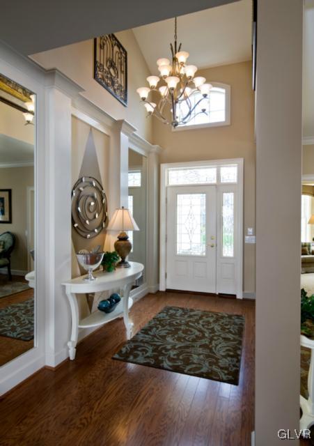 2604 Pioneer Road Bethlehem, PA 18017 - Photo 4 of 15 Gallery Image 4
