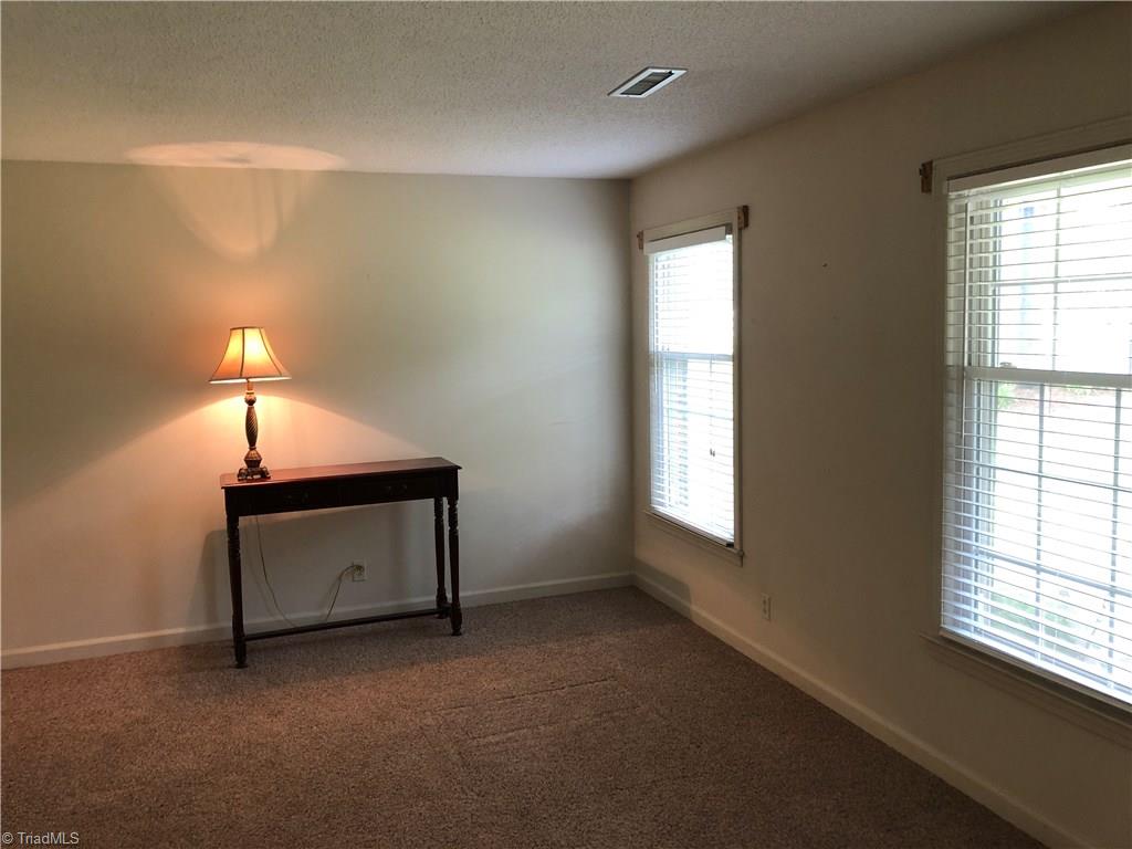 176 Hawthorne Road Mocksville, NC 27028 - Photo 18 of 30 Gallery Image 18