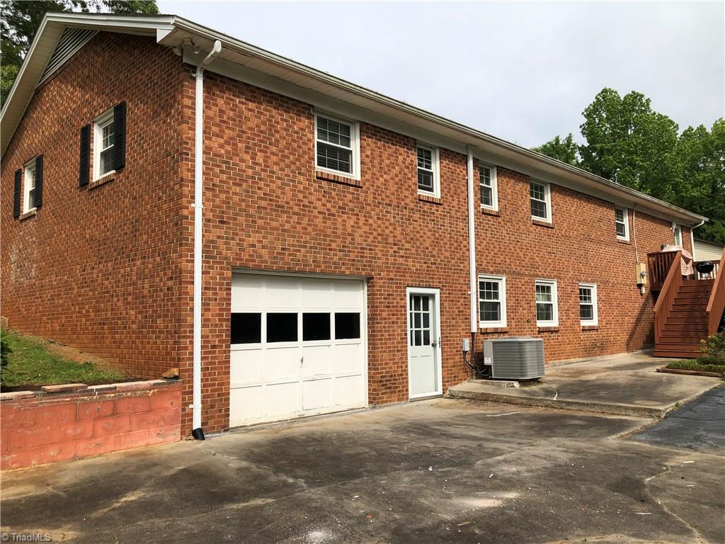 176 Hawthorne Road Mocksville, NC 27028 - Photo 4 of 30 Gallery Image 4