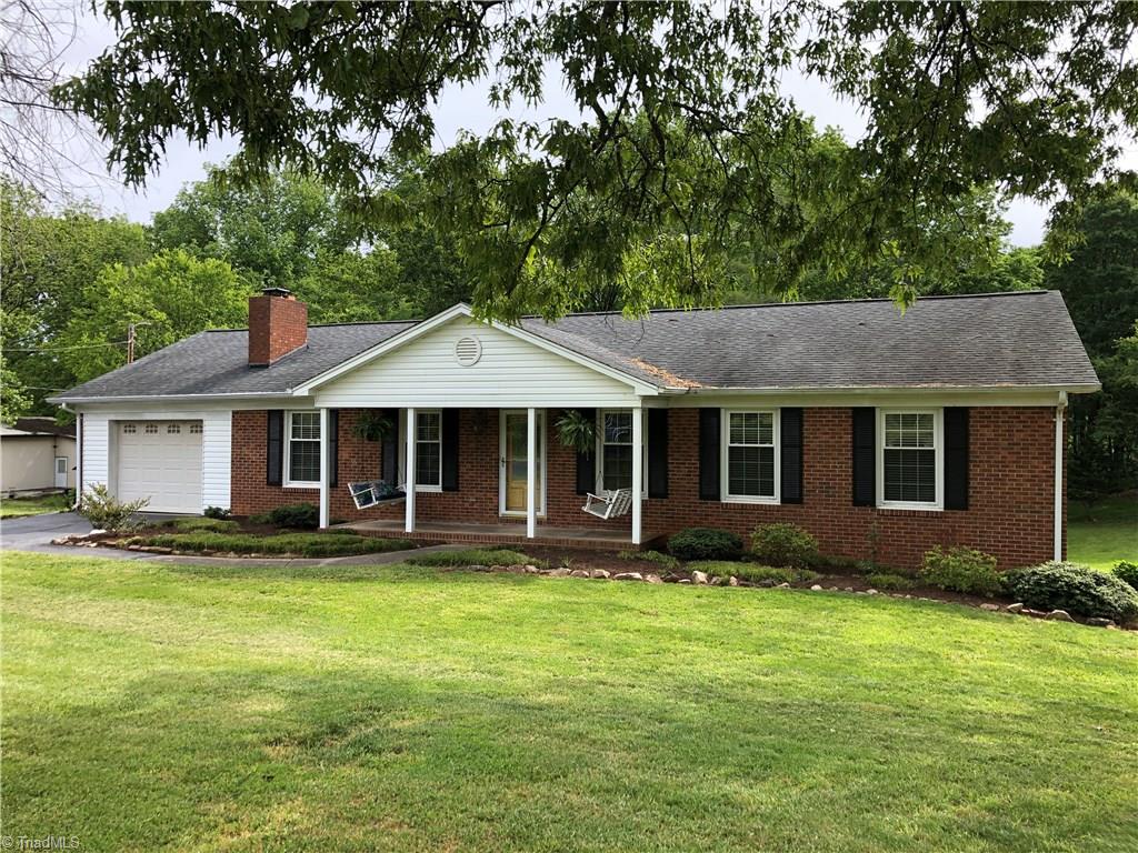176 Hawthorne Road Mocksville, NC 27028 - Photo 8 of 30 Gallery Image 8