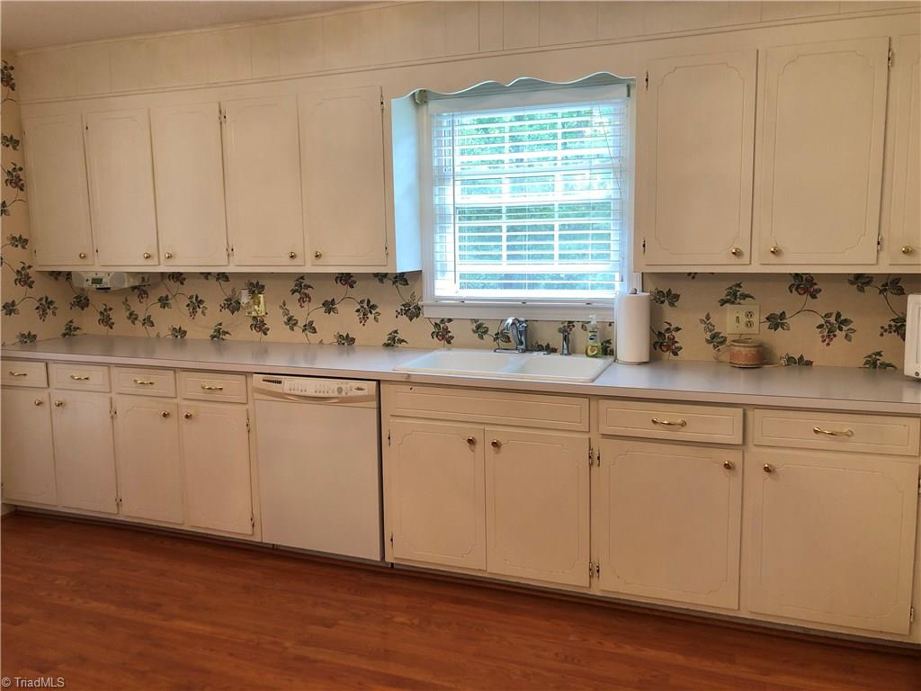 176 Hawthorne Road Mocksville, NC 27028 - Photo 10 of 30 Gallery Image 10