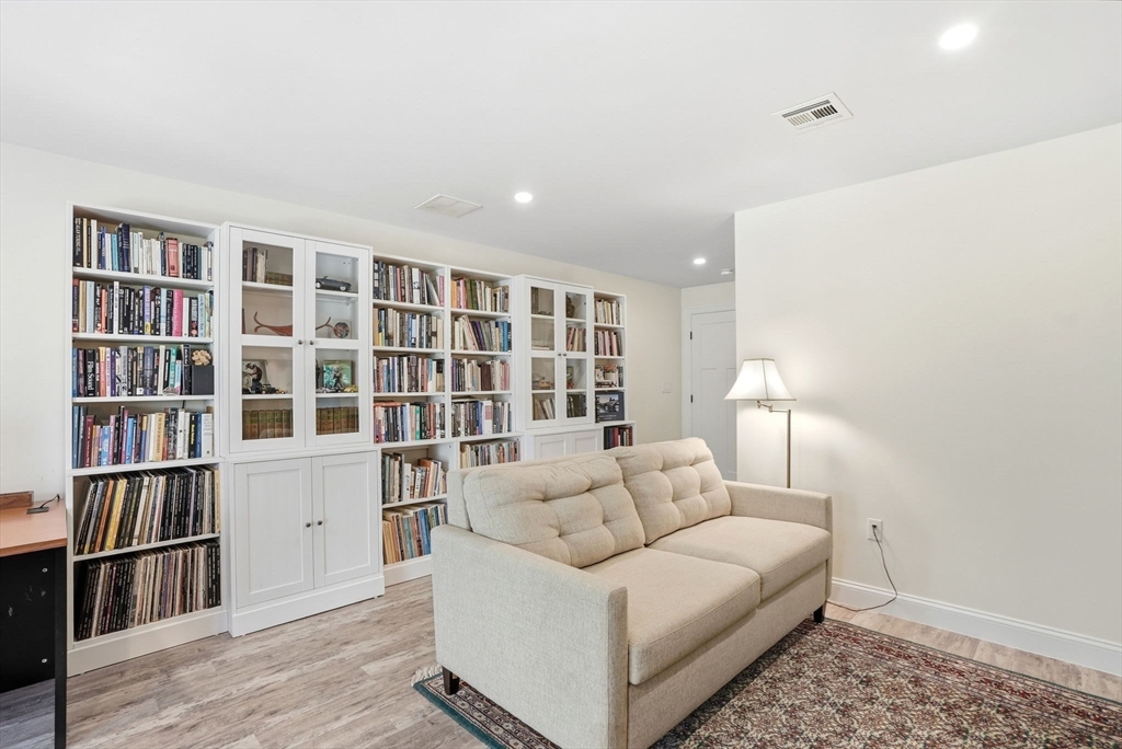 10 Cranberry Road Plymouth, MA 02360 - Photo 21 of 26