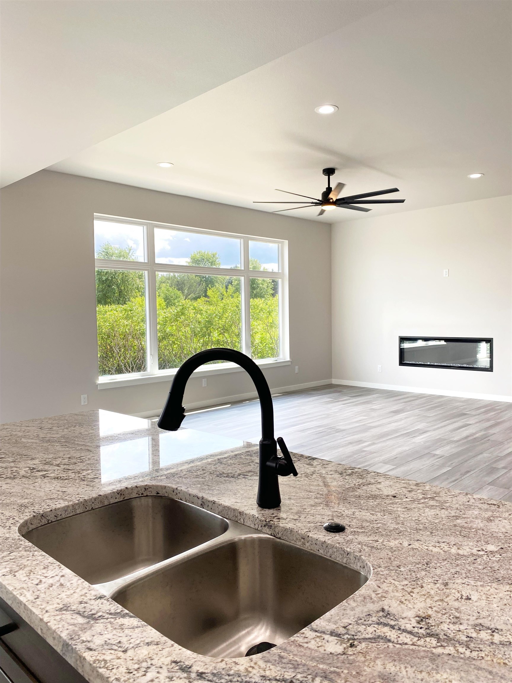 445 Foxfield Road Oregon, WI 53575 - Photo 14 of 28