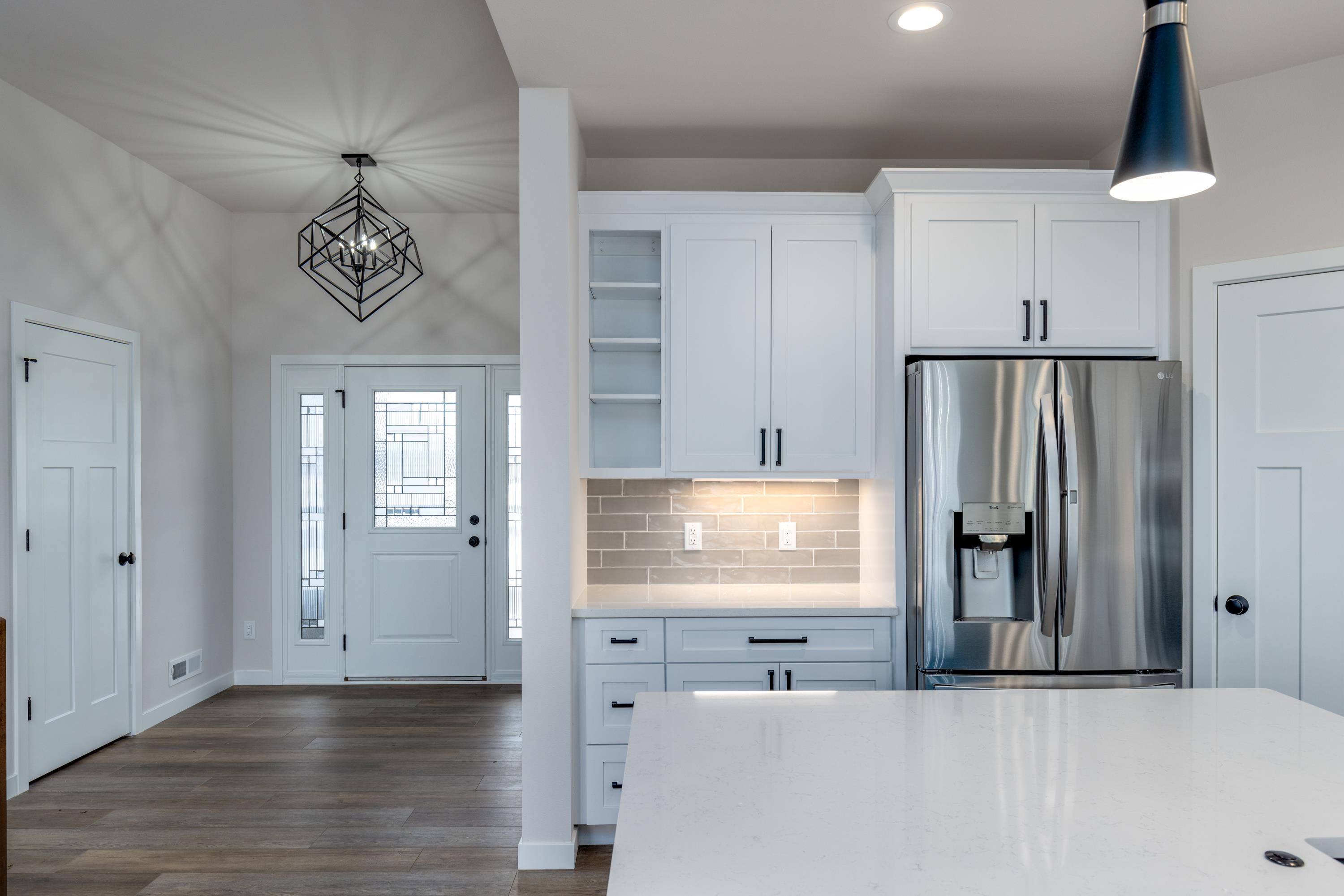 445 Foxfield Road Oregon, WI 53575 - Photo 3 of 28