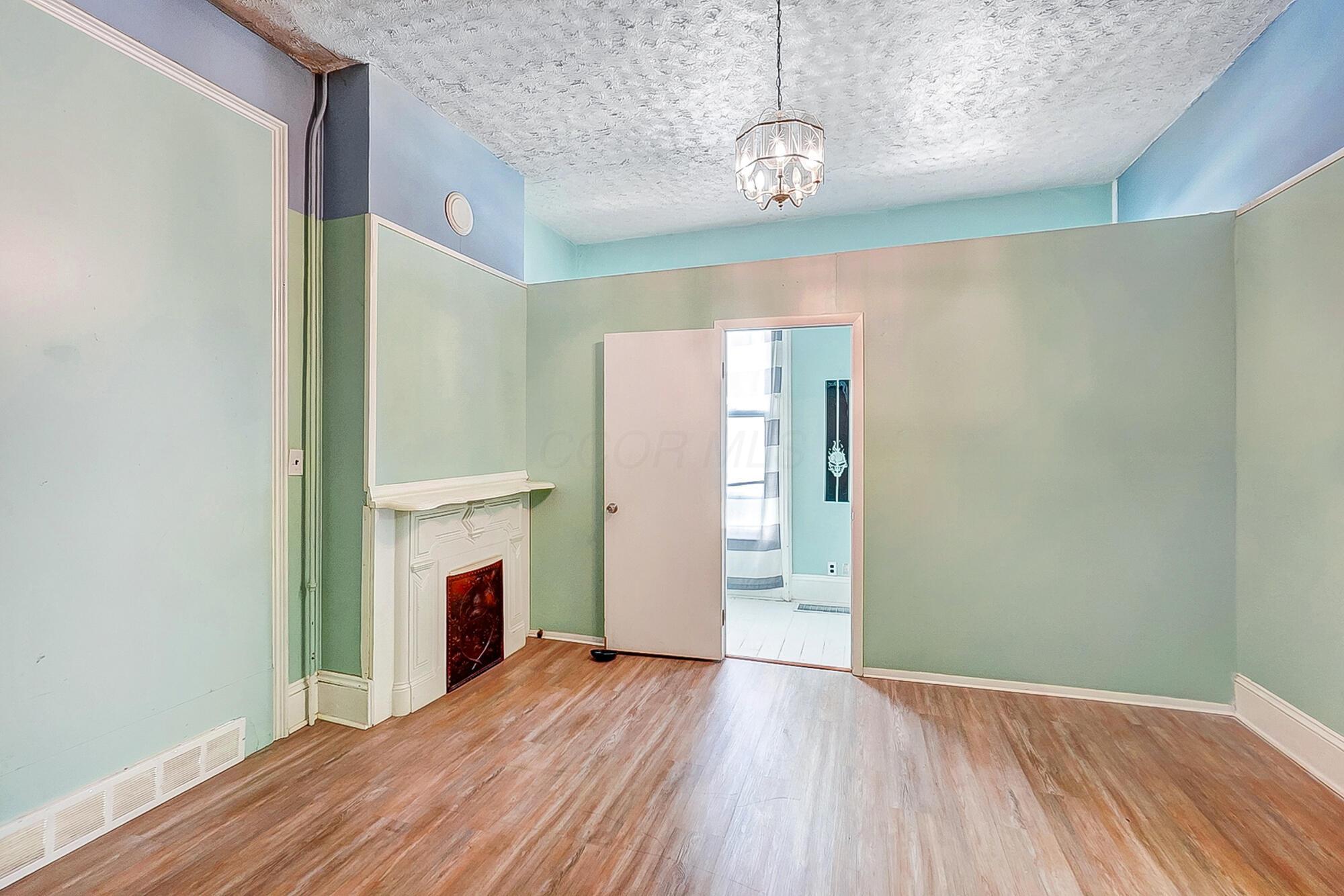 738 South Center Street Springfield, OH 45506 - Photo 28 of 41 008