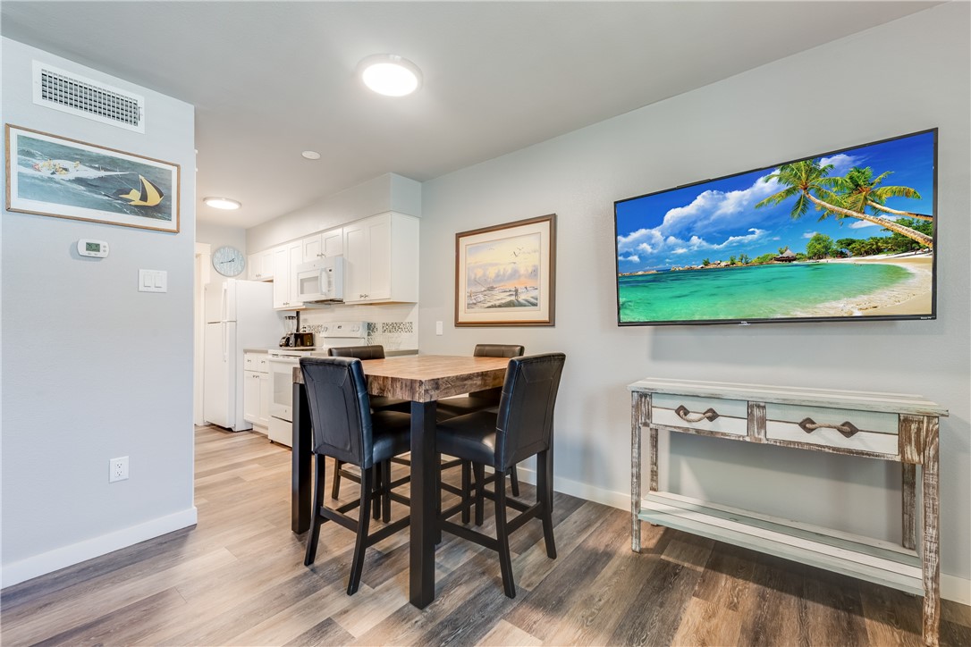 622 Beach Access Road, Unit 128 Port Aransas, TX 78373 - Photo 9 of 39