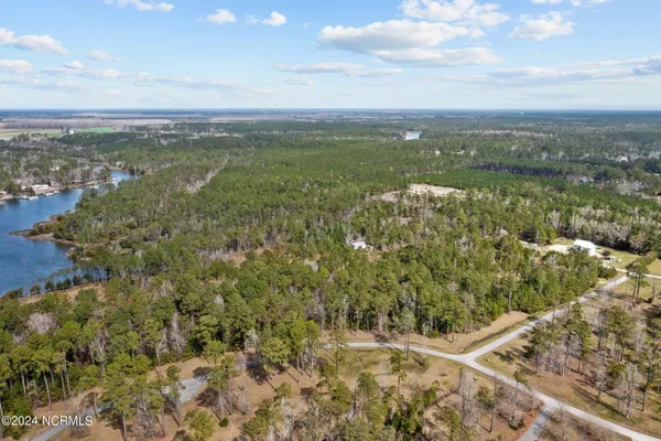 $595,000 | 604 Shorey Road, Oriental, NC 28571