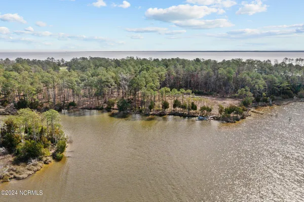 $595,000 | 604 Shorey Road, Oriental, NC 28571