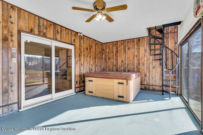 11 Charleston Spring Road Millstone Township, NJ 08510 - Photo 12 of 49 Sunroom w/ Hot Tub