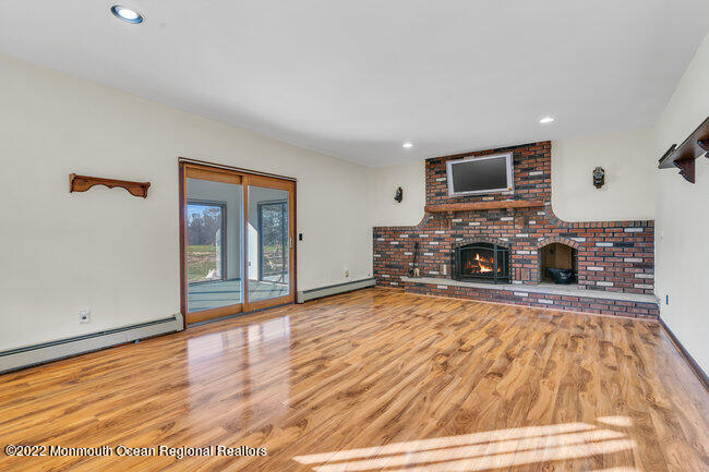 11 Charleston Spring Road Millstone Township, NJ 08510 - Photo 9 of 49 Large Family Room