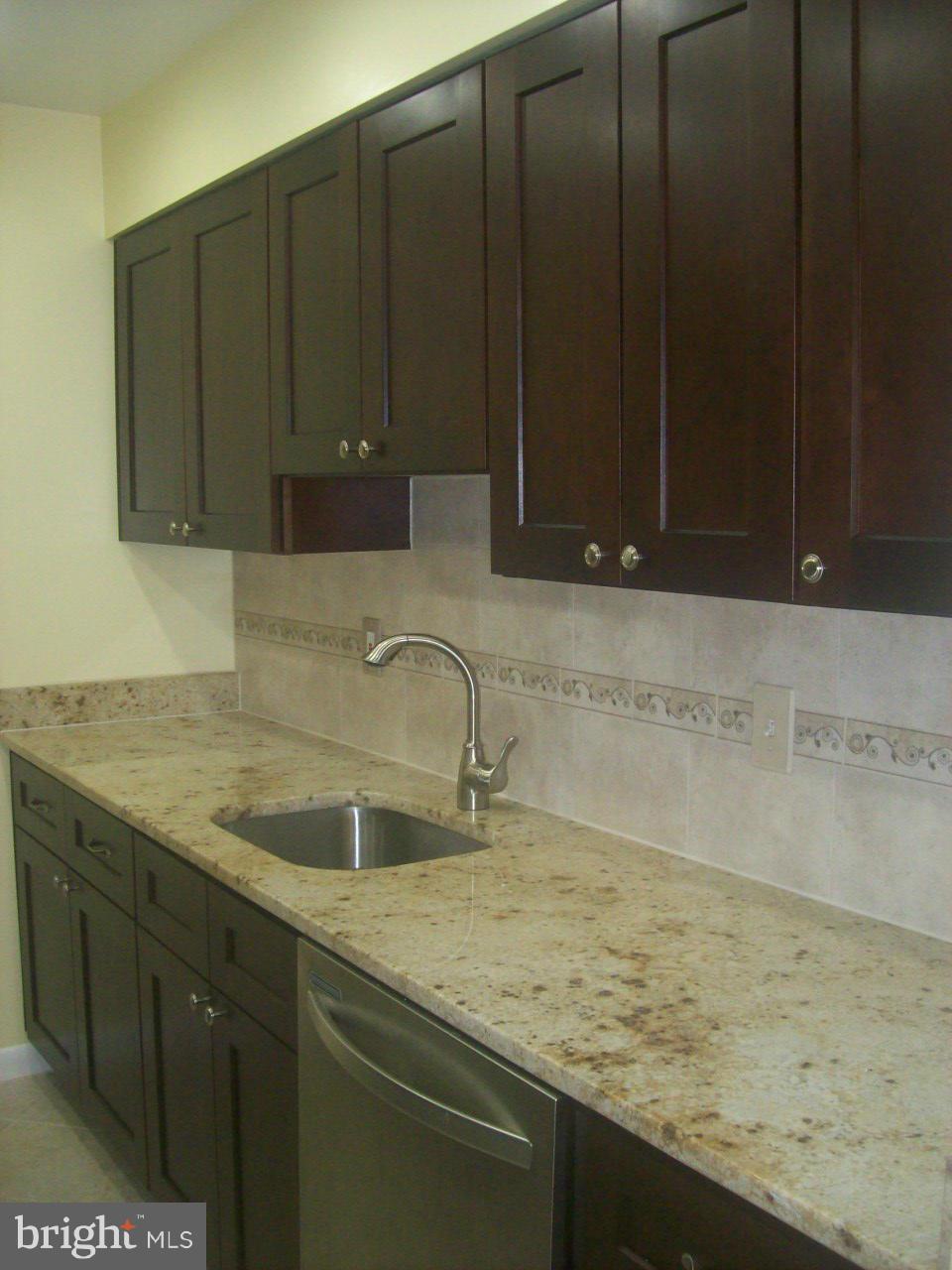 3137 Berry Road Northeast, Unit 17 Washington, DC 20018 - Photo 3 of 9 Kitchen