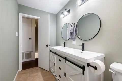 $525,000 | 1703 Waterloo Trail, Unit B, Austin, TX 78704
