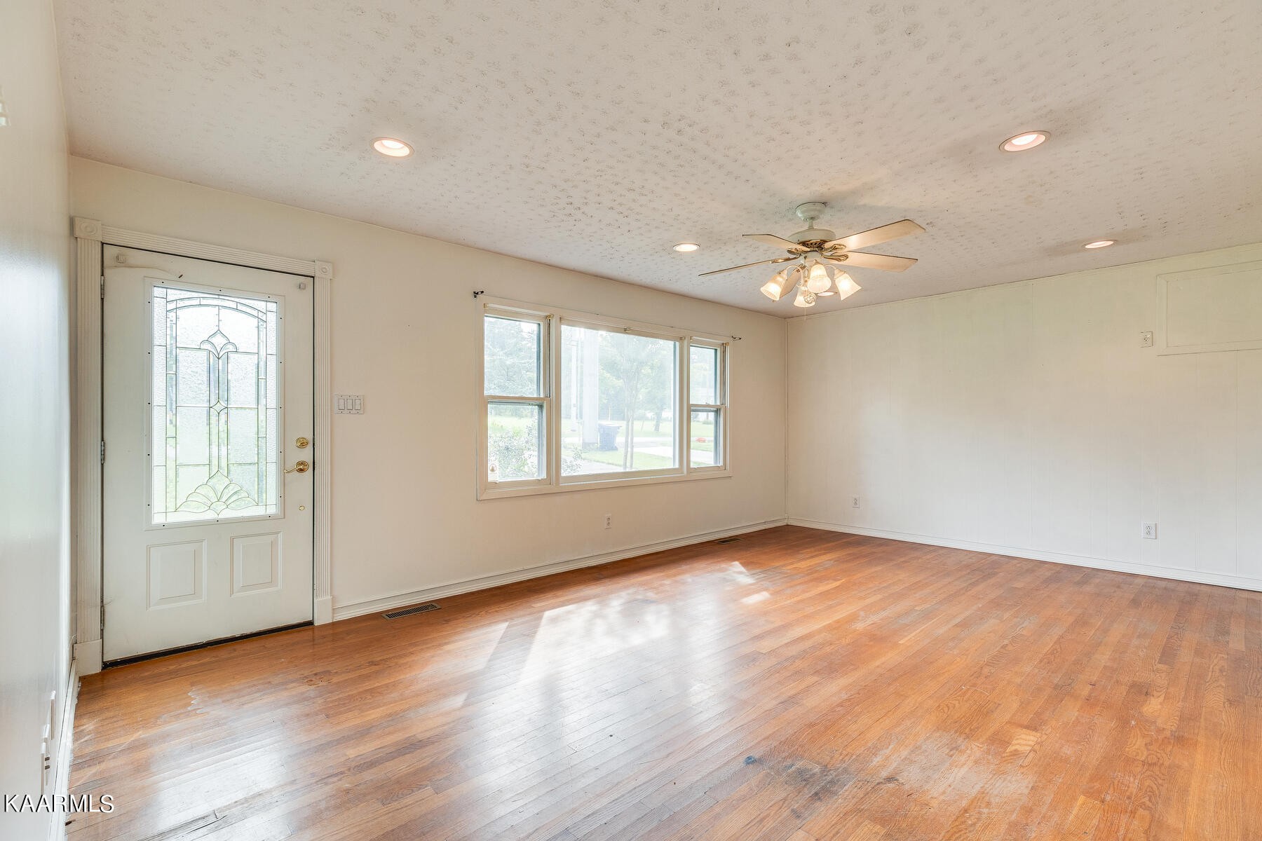 5220 John Hall Road Knoxville, TN 37920 - Photo 6 of 35 Gallery Image 6