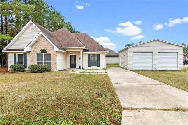 $304,900 | 22059 Hoffman Road, Mandeville, LA 70471