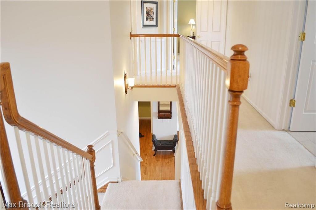 2431 Selkirk Street Rochester, MI 48306 - Photo 10 of 58