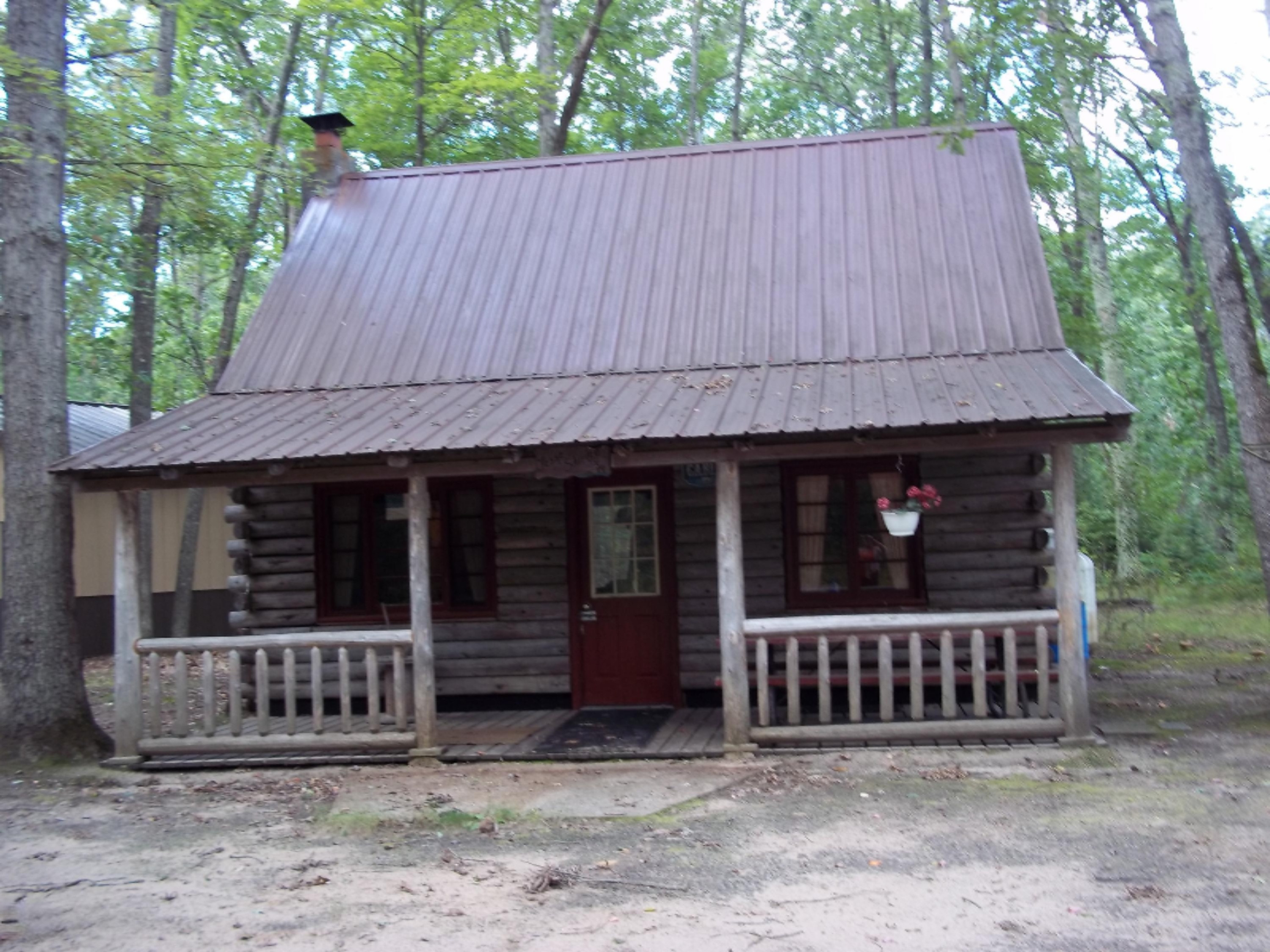 2510 Peacock Road Wellston, MI 49689 - Photo 1 of 19 110_1089