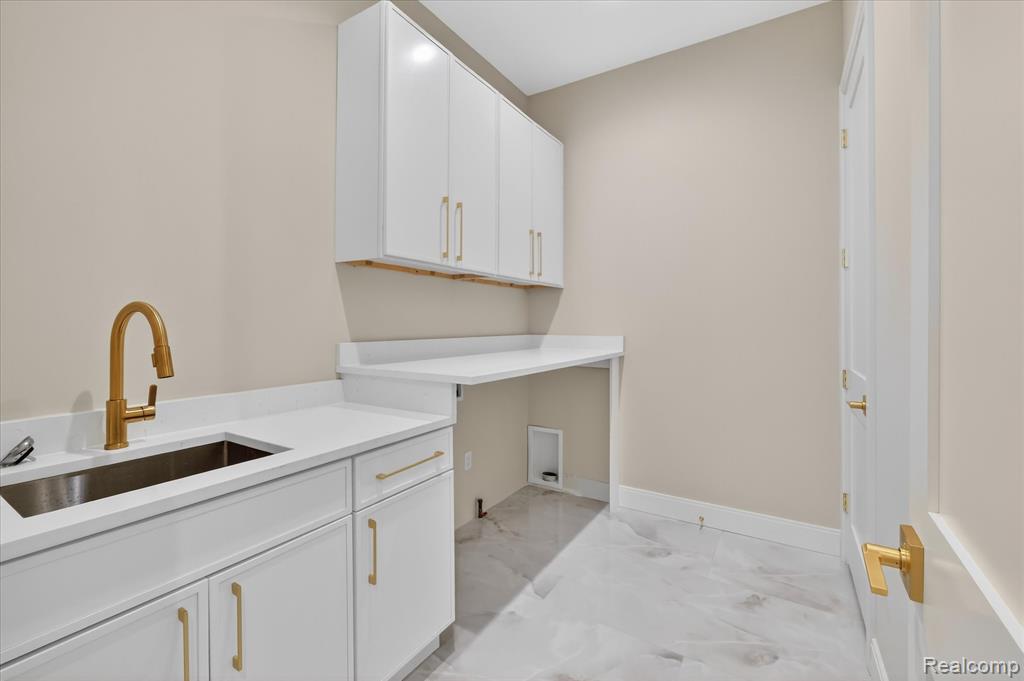 546 Maplehill Road Rochester Hills, MI 48306 - Photo 30 of 52
