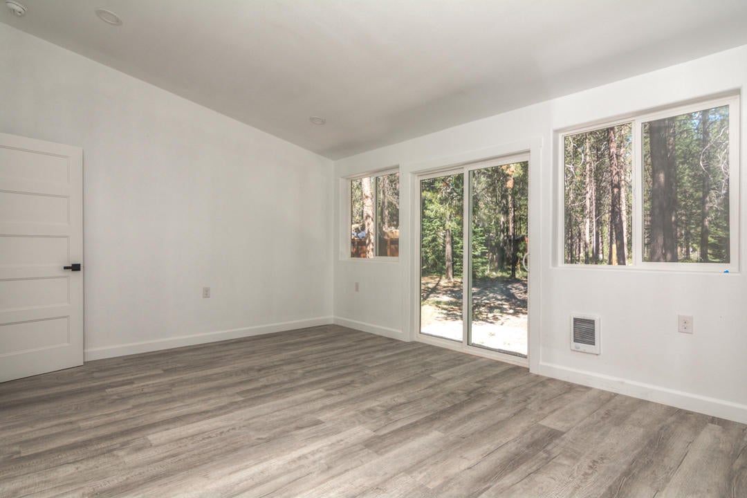 17029 Island Loop Way Bend, OR 97707 - Photo 12 of 18 Island Loop Way 17029 Web (9 of 26)