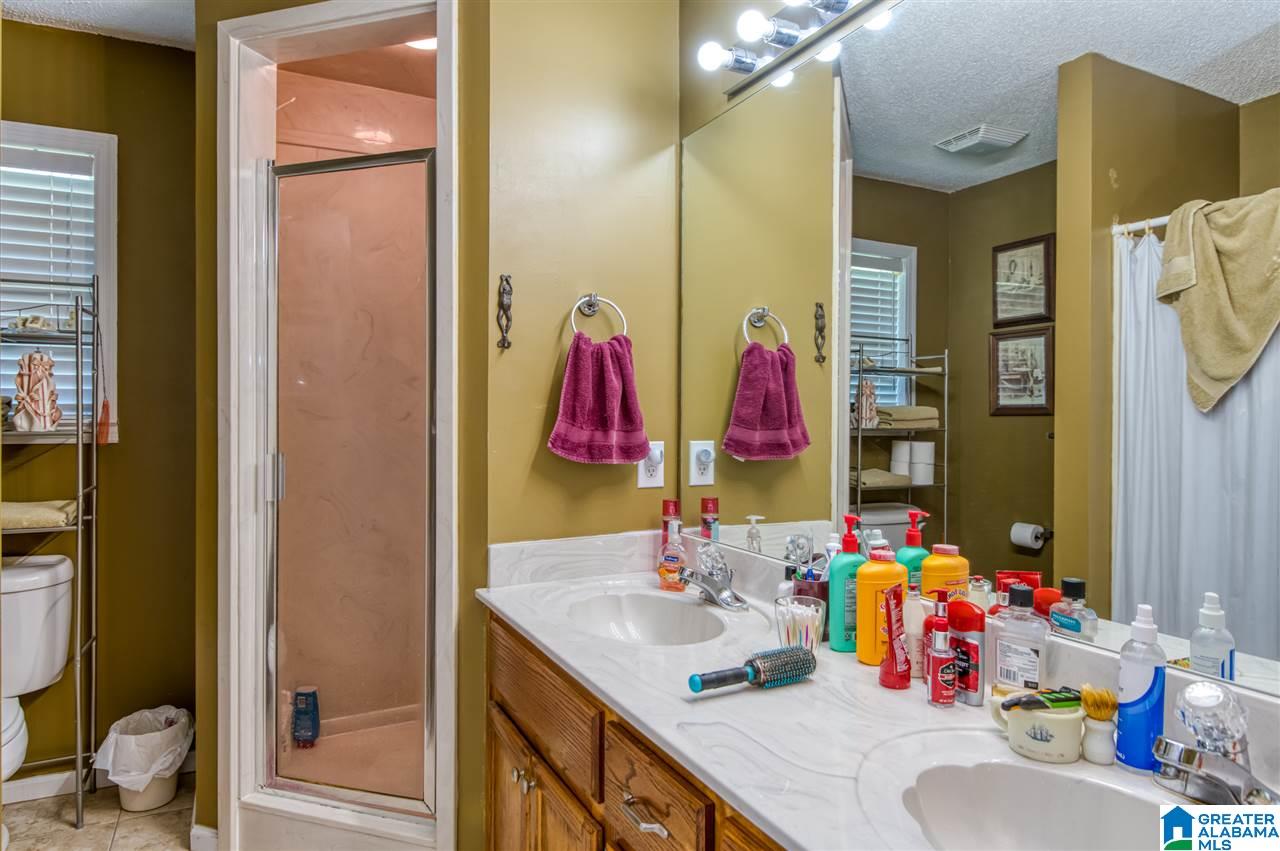 102 Twin Lakes Road Trussville, AL 35173 - Photo 18 of 38
