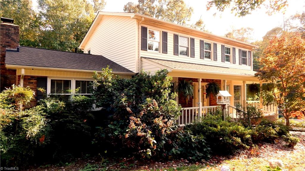 3102 Rolling Road High Point, NC 27265 - Photo 2 of 30