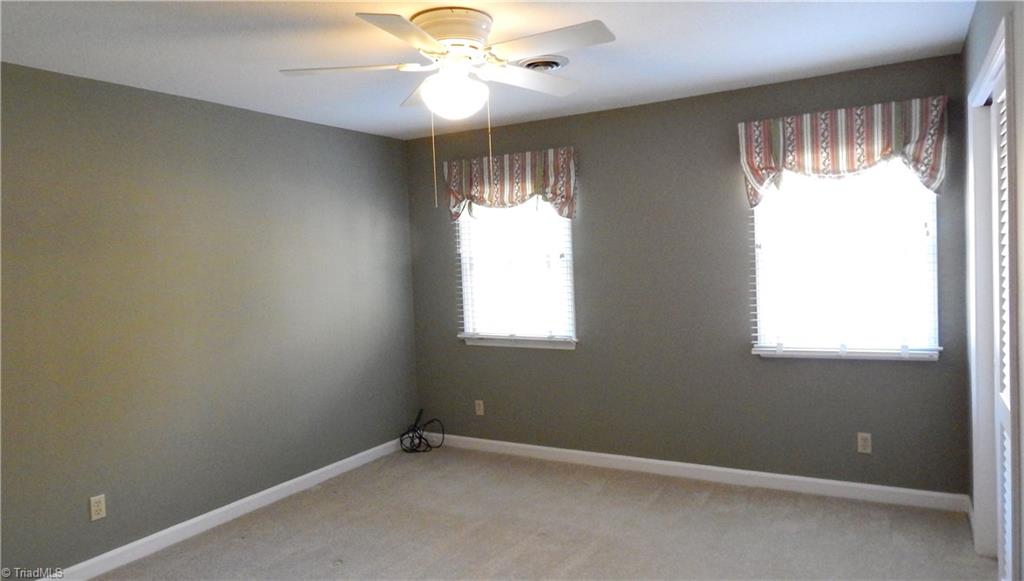 3102 Rolling Road High Point, NC 27265 - Photo 20 of 30