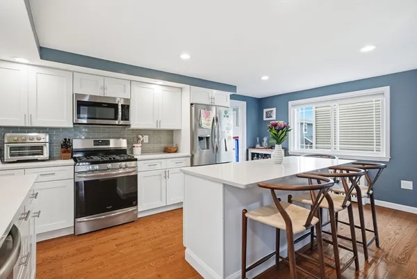 $749,900 | 92 Undine Avenue, Winthrop, MA 02152