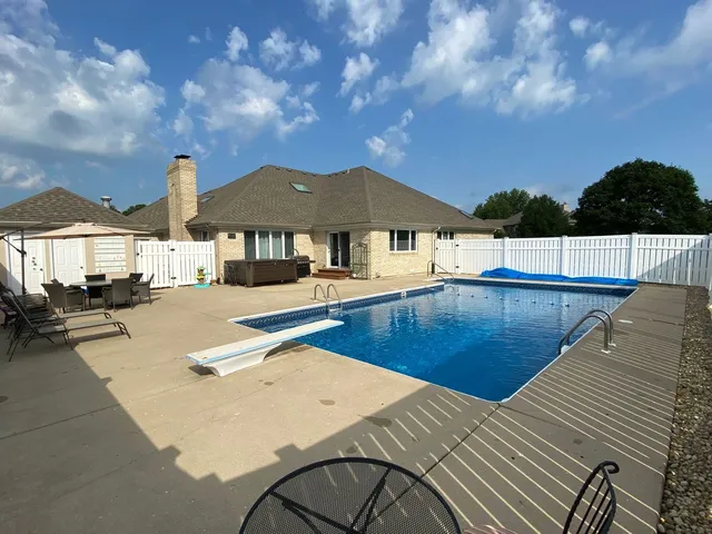 $799,000 | 11039 Royal Porthcawl Drive, Naperville, IL 60564