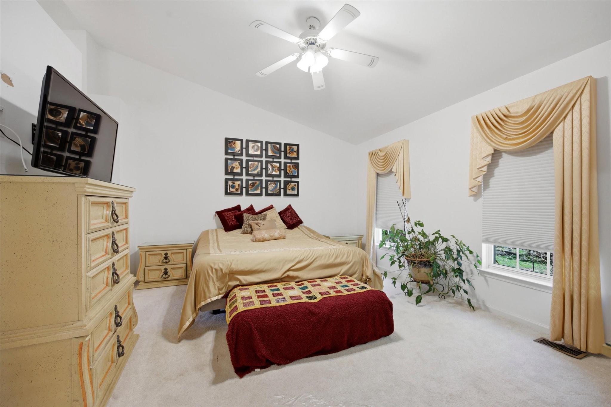 2012 Stony Creek Road Lansdale, PA 19446 - Photo 14 of 32 Owners Suite