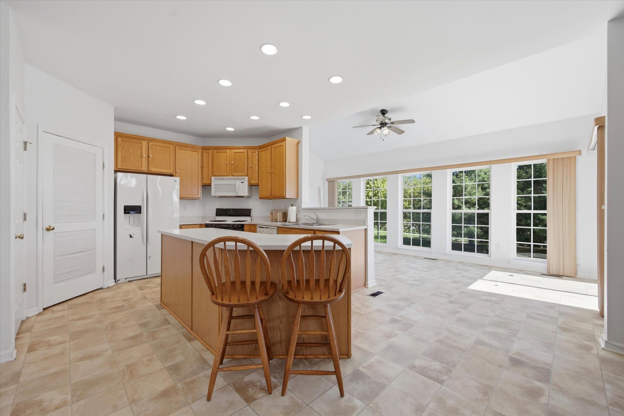 2012 Stony Creek Road Lansdale, PA 19446 - Photo 6 of 32 Kitchen and enlarged Morning Room
