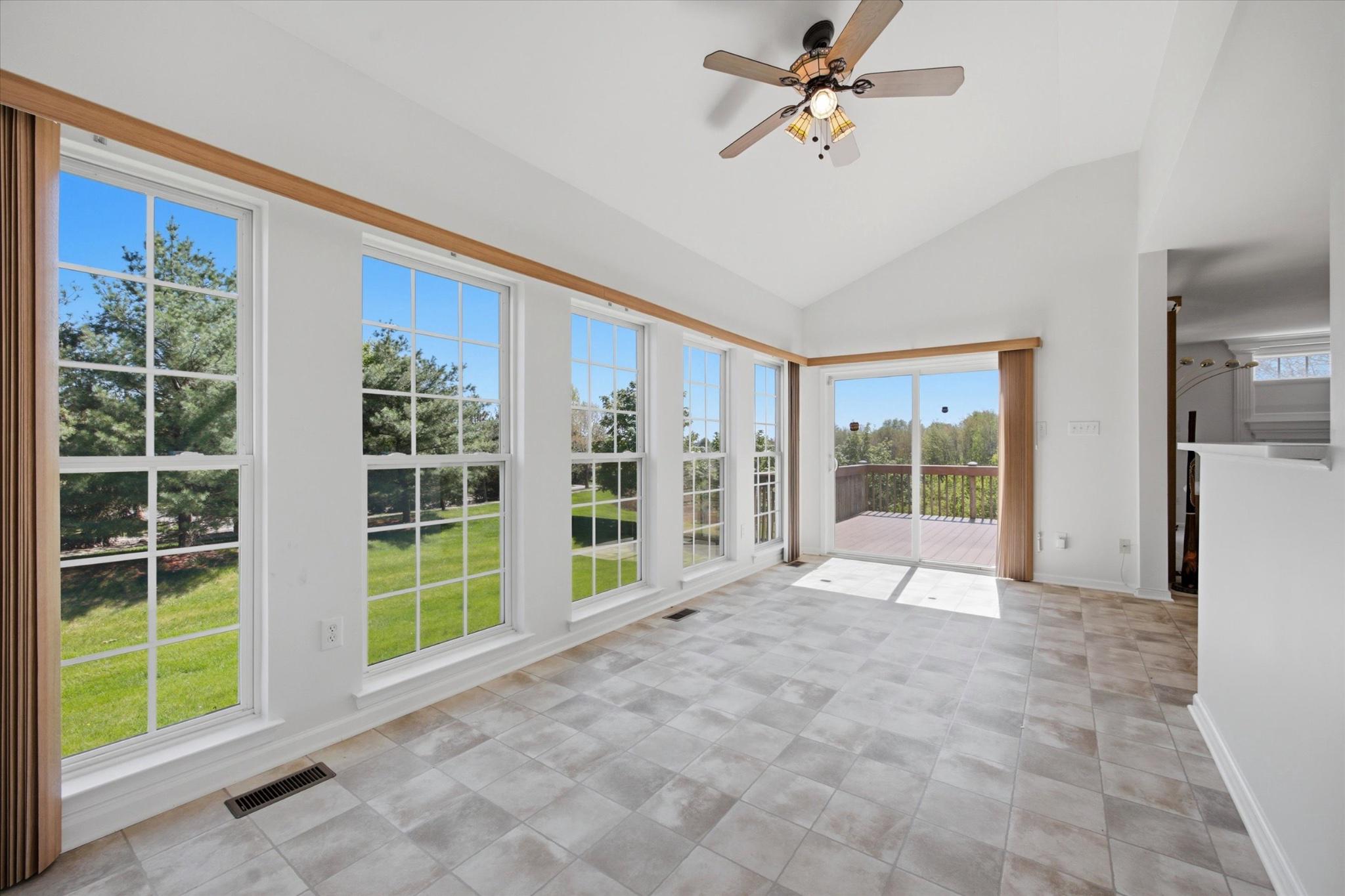 2012 Stony Creek Road Lansdale, PA 19446 - Photo 8 of 32 Morning room with rear Deck access.