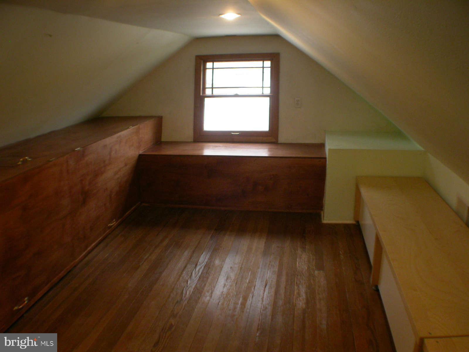 10 Parkside Road Silver Spring, MD 20910 - Photo 21 of 28 Loft - Another View