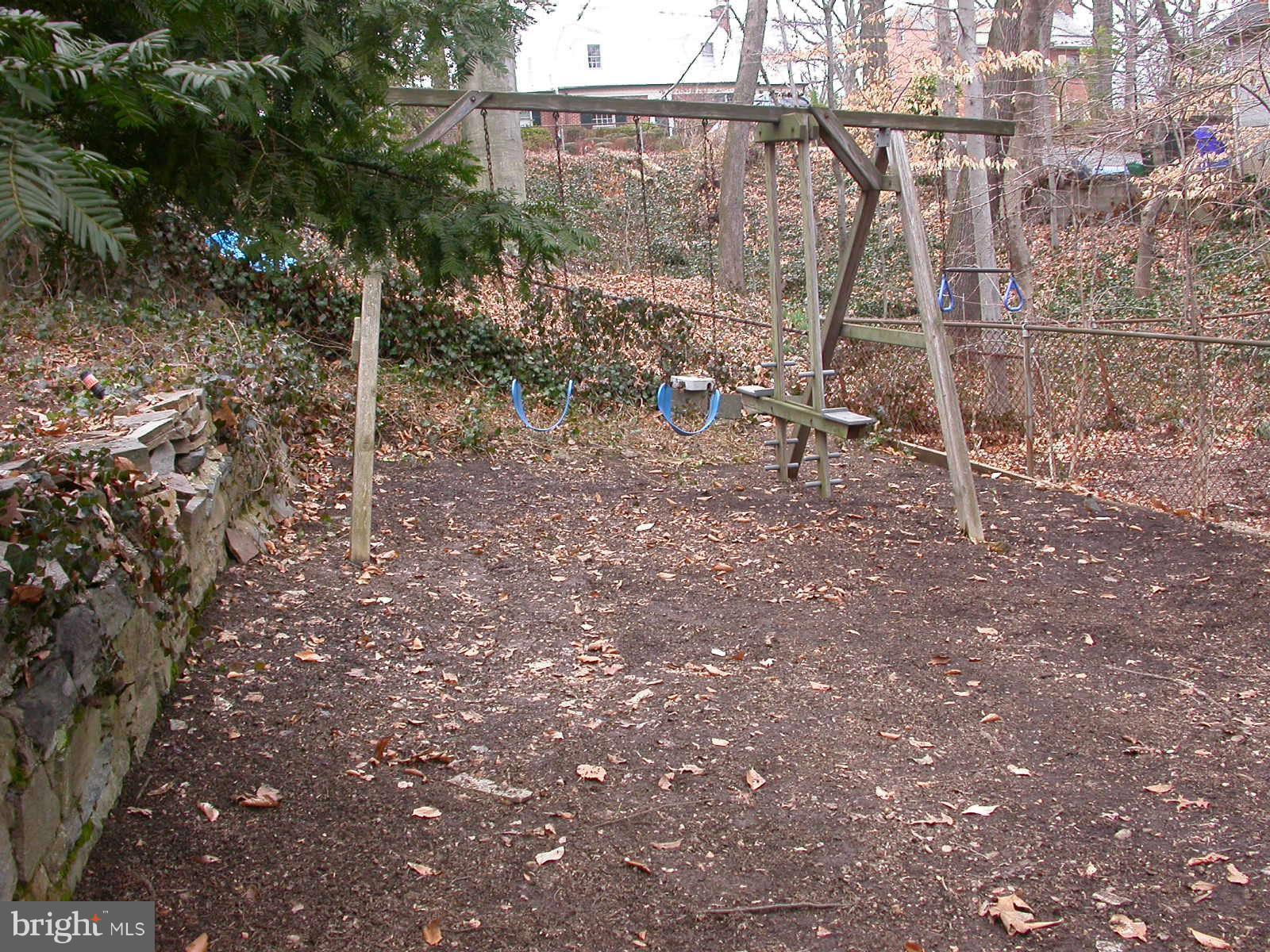 10 Parkside Road Silver Spring, MD 20910 - Photo 24 of 28 SwingSet Conveys!