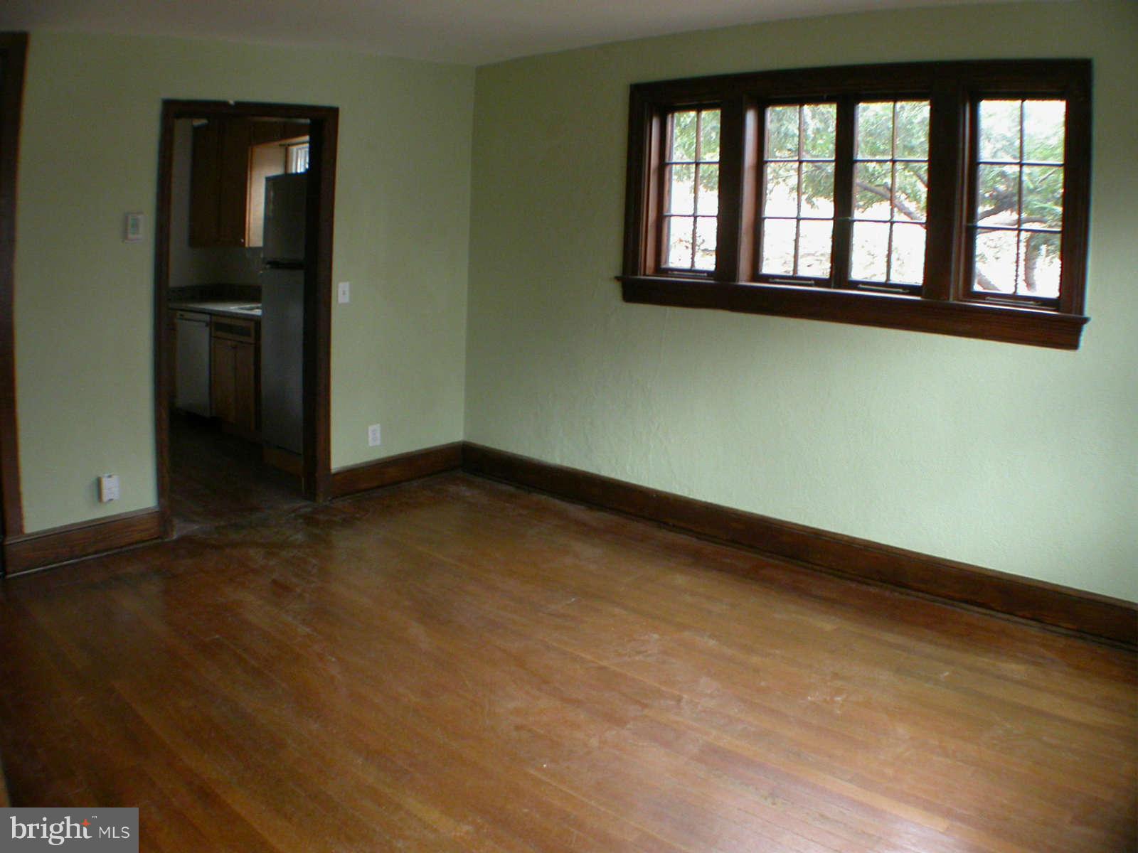 10 Parkside Road Silver Spring, MD 20910 - Photo 9 of 28 Dining Room - Another View