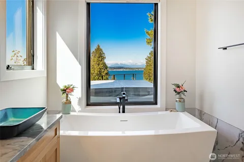$1,899,000 | 5442 Goldfinch Way, Blaine, WA 98230
