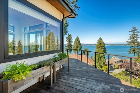 $1,899,000 | 5442 Goldfinch Way, Blaine, WA 98230