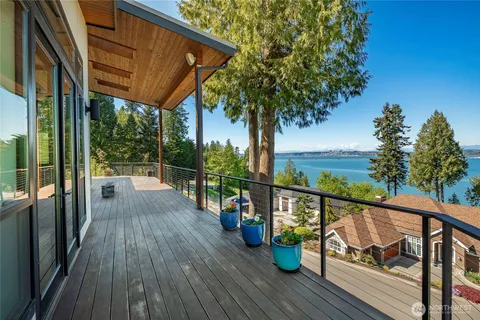 $1,899,000 | 5442 Goldfinch Way, Blaine, WA 98230