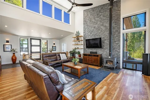 $1,899,000 | 5442 Goldfinch Way, Blaine, WA 98230