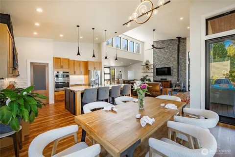 $1,899,000 | 5442 Goldfinch Way, Blaine, WA 98230