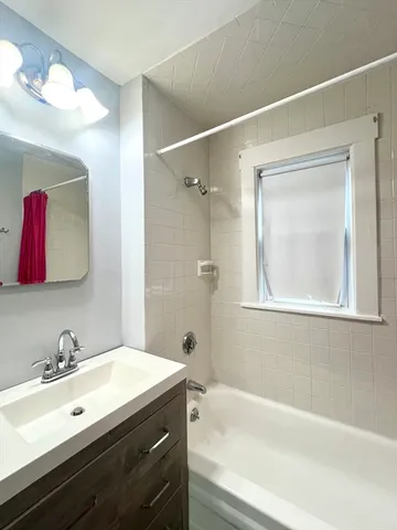 $2,700 | 79 Franklin Street, Unit 2, Stoneham, MA 02180