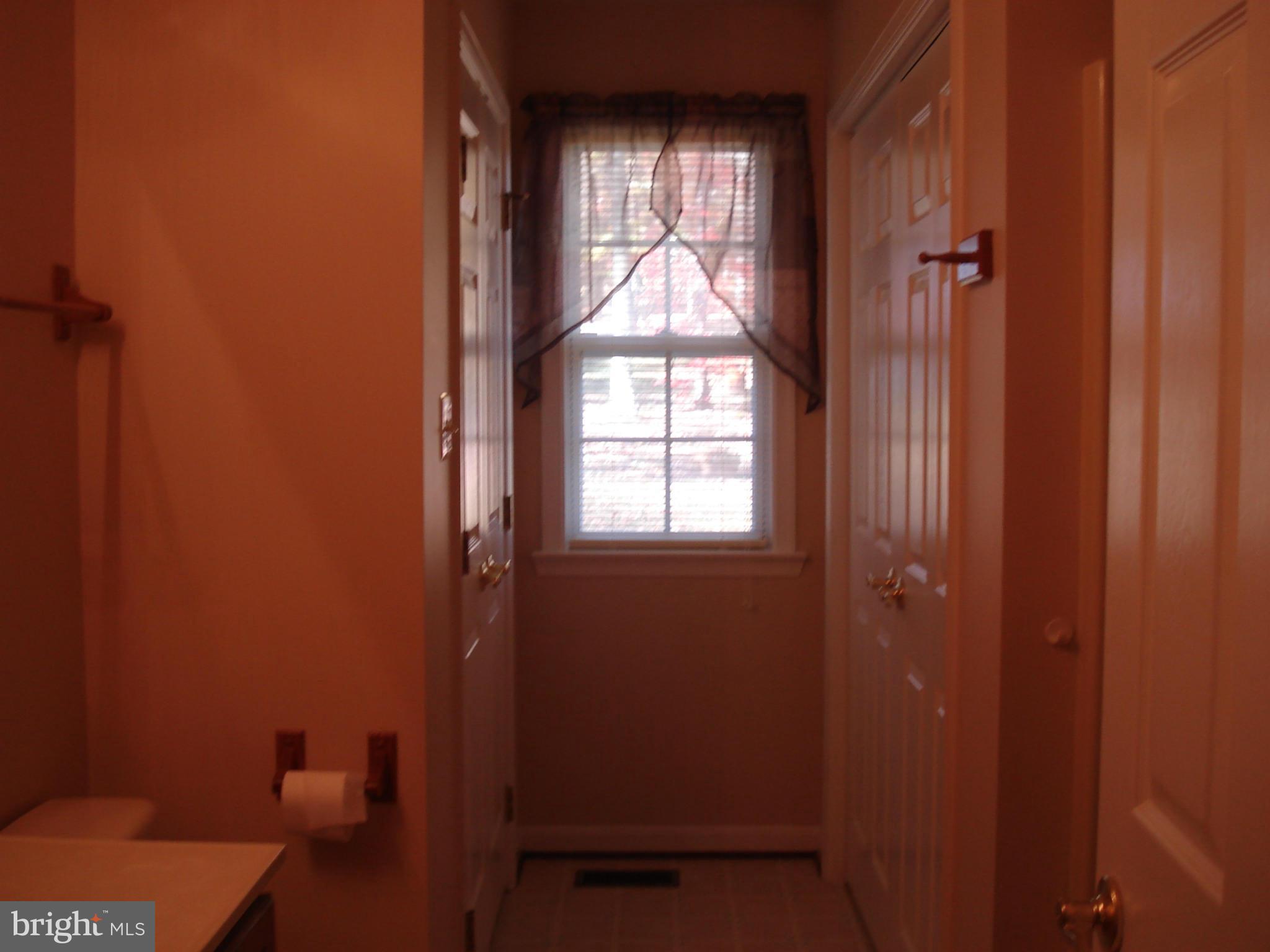 14199 Ridenour Road Smithsburg, MD 21783 - Photo 8 of 30 Bath