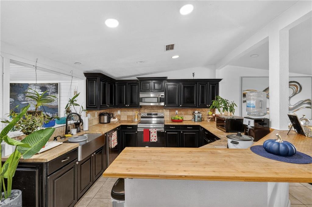 361 27th Street Southwest Naples, FL 34117 - Photo 13 of 45