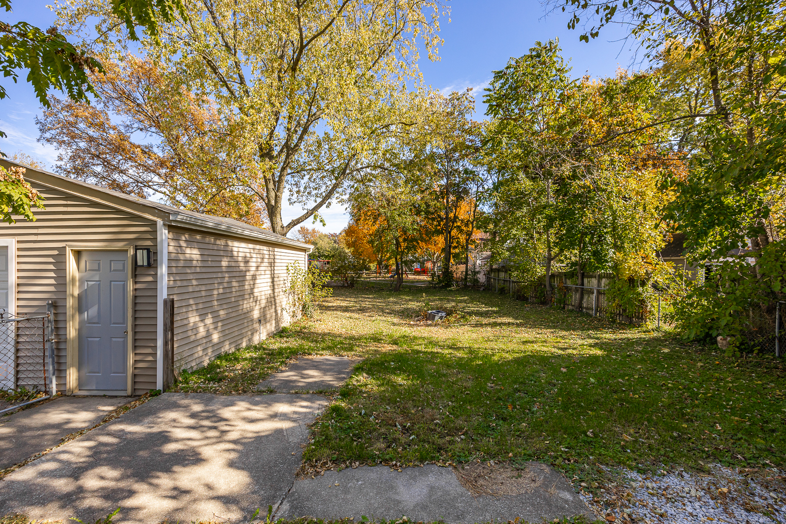209 North Hunter Street Thornton, IL 60476 - Photo 4 of 30
