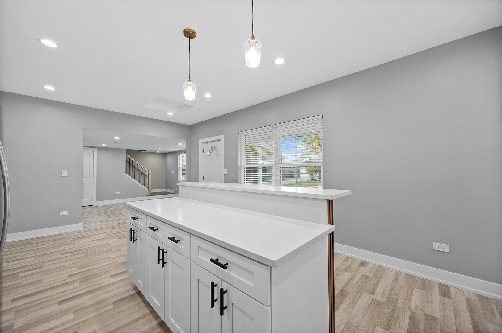 209 North Hunter Street Thornton, IL 60476 - Photo 10 of 30
