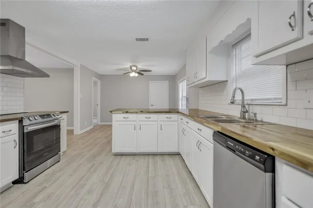 $248,000 | 1104 Moore Haven Cir N Circle East, Townsend, GA 31331