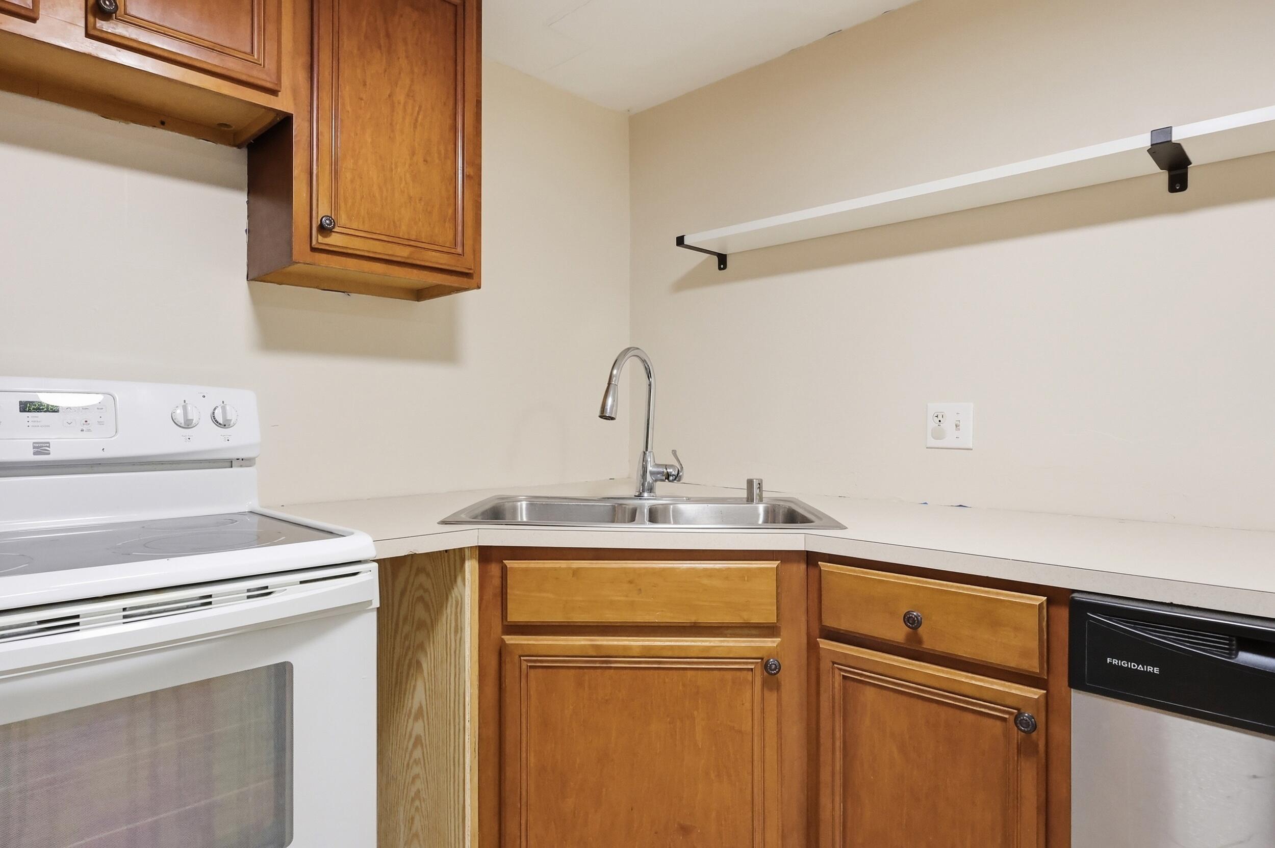 1531 Aaron Barnett Road Lawrenceburg, KY 40342 - Photo 32 of 60 Lower Level Kithchen