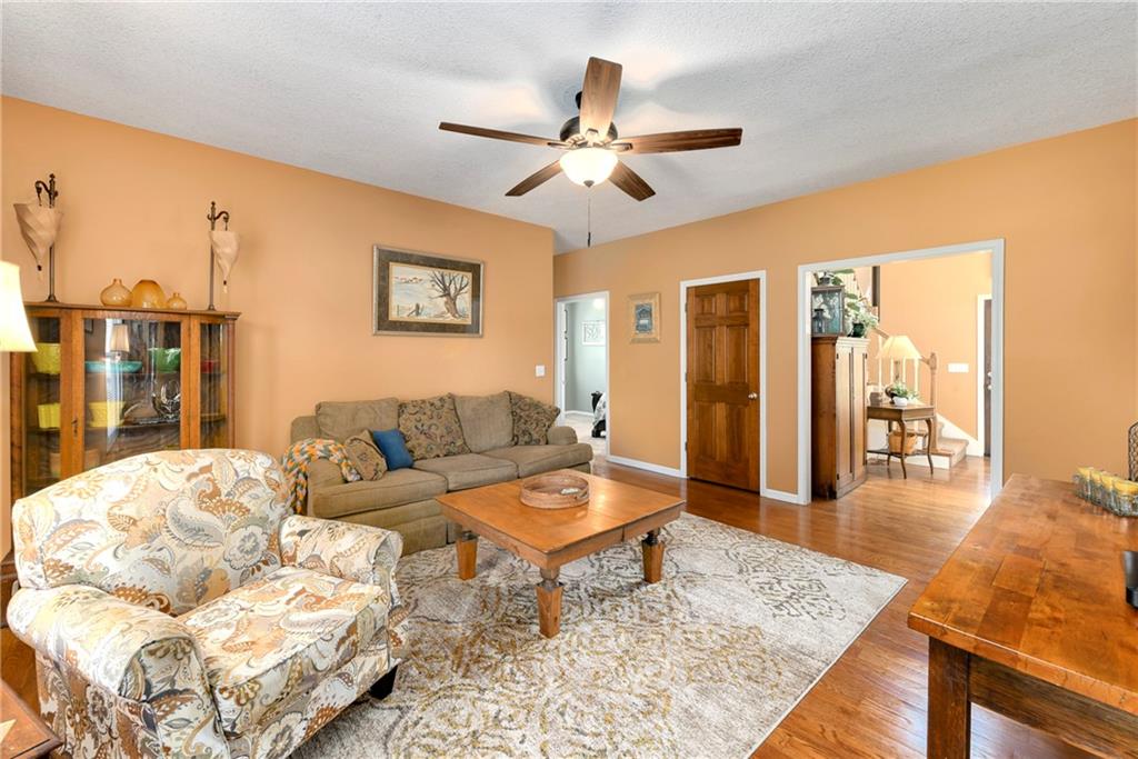 23338 Kissinger Road Leavenworth, KS 66048 - Photo 14 of 89