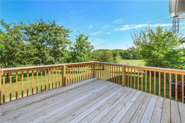 $895,000 | 23338 Kissinger Road, Leavenworth, KS 66048