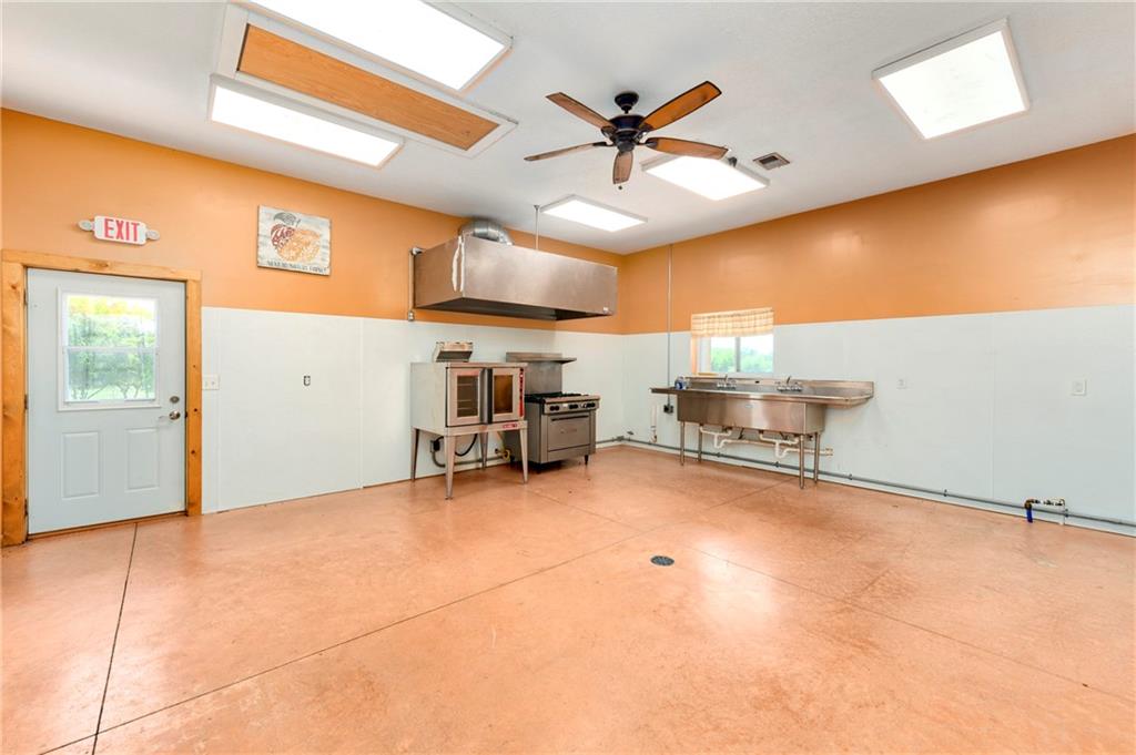 23338 Kissinger Road Leavenworth, KS 66048 - Photo 64 of 89