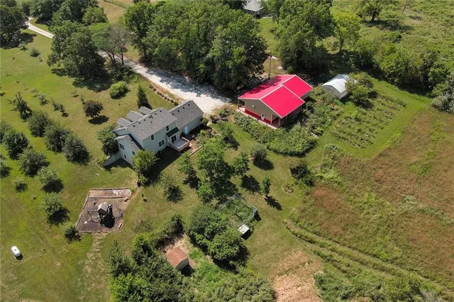$895,000 | 23338 Kissinger Road, Leavenworth, KS 66048